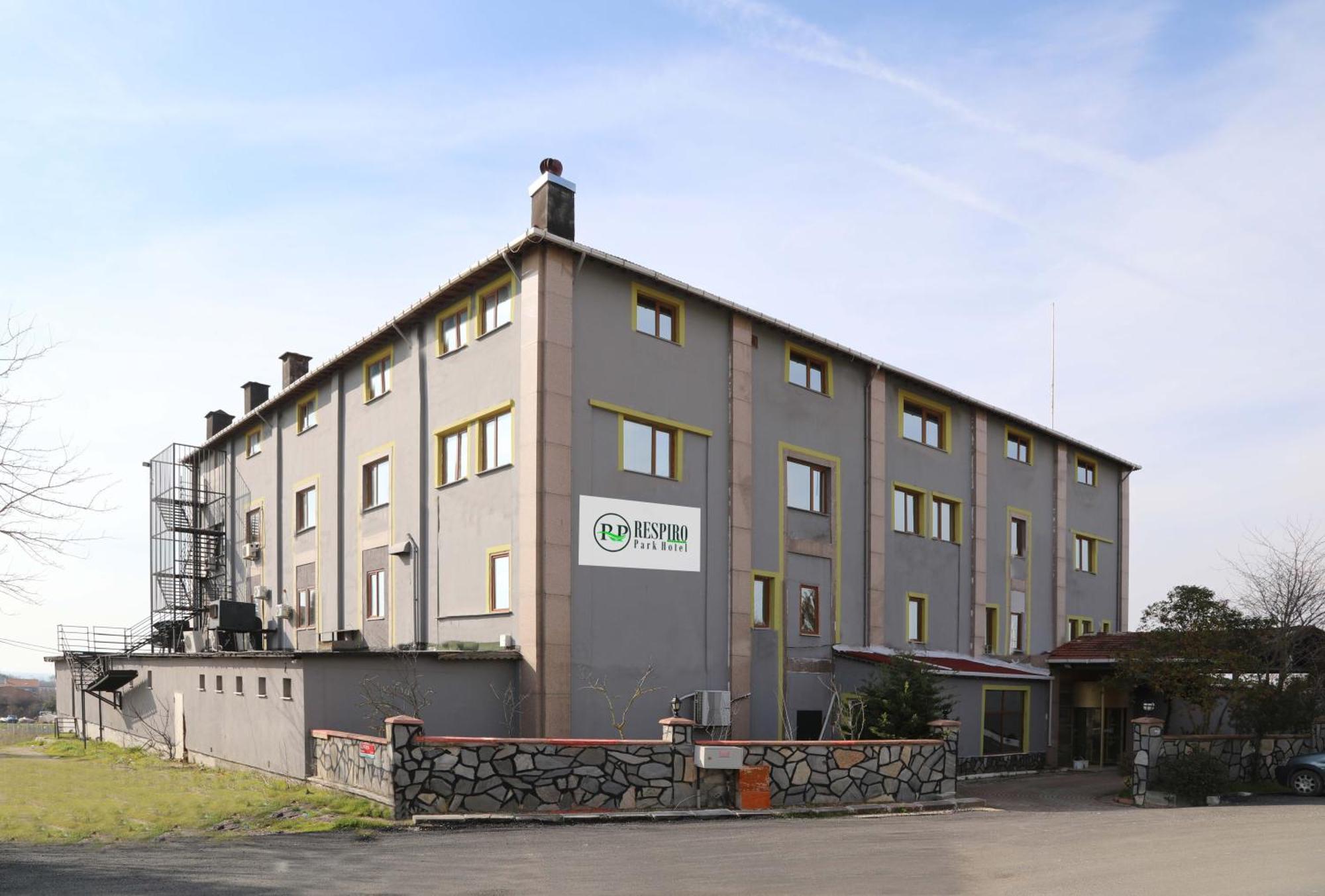 Respiro Park Hotel Бююкчекмедже Екстериор снимка