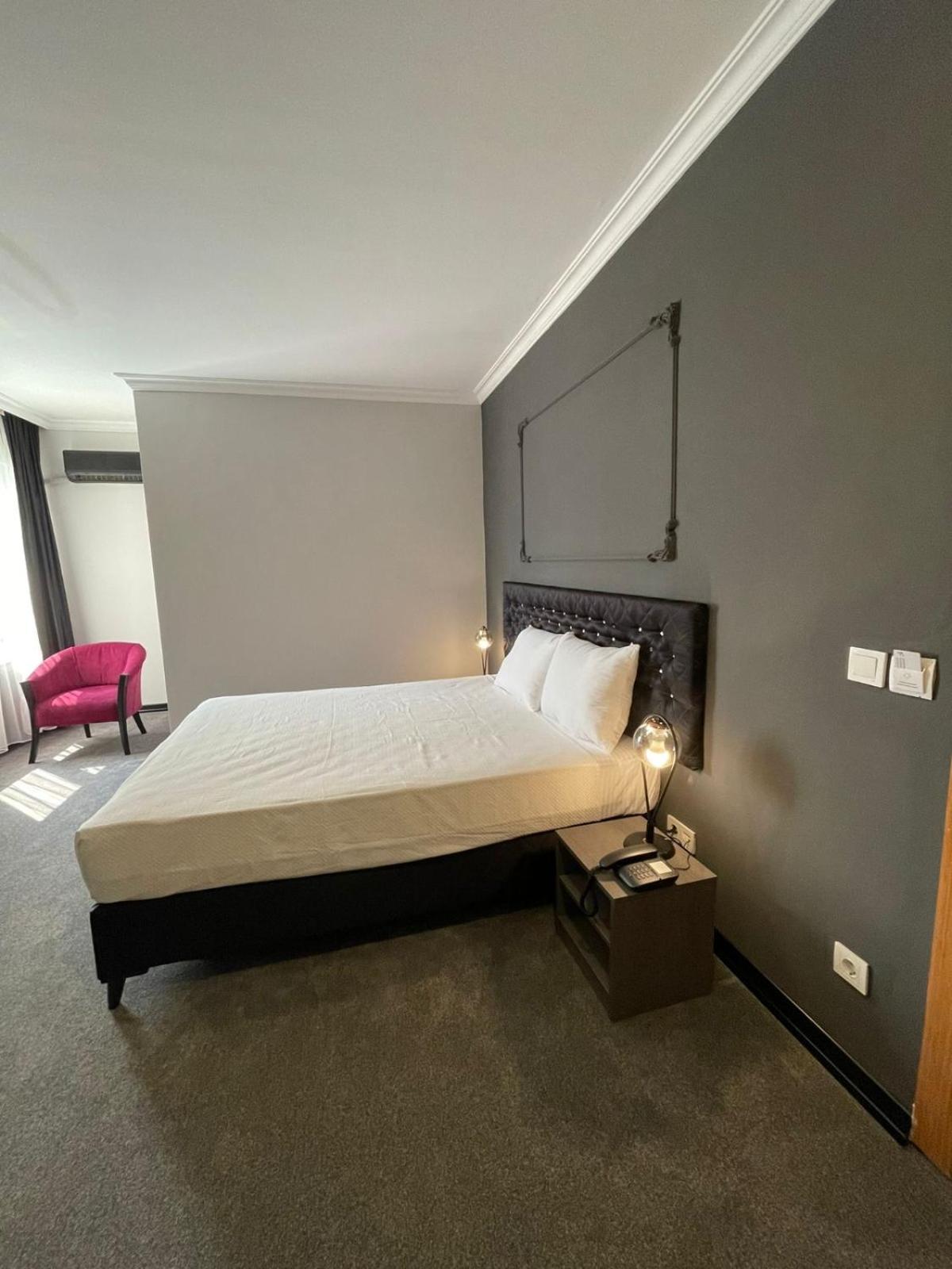 Respiro Park Hotel Бююкчекмедже Екстериор снимка